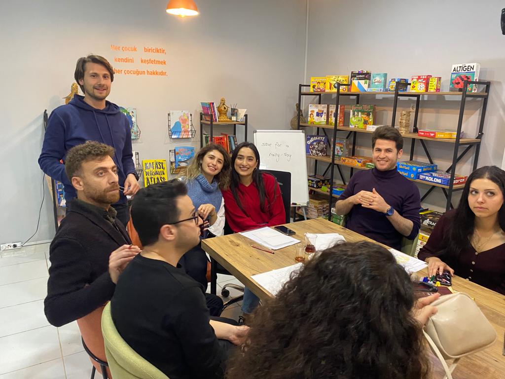 8bölüm öğretmen Öğretmen Görüşleri