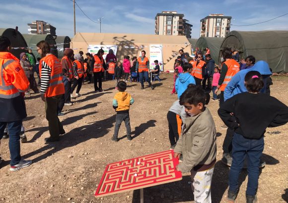 Sokakta Akıl ve Zeka Oyunları