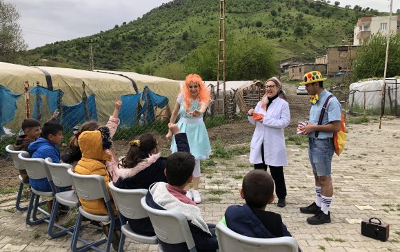 Seyyar Çocuk Tiyatrosu-1