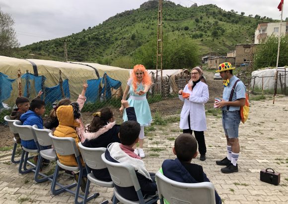 Seyyar Çocuk Tiyatrosu