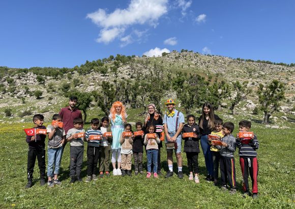 Seyyar Çocuk Tiyatrosu