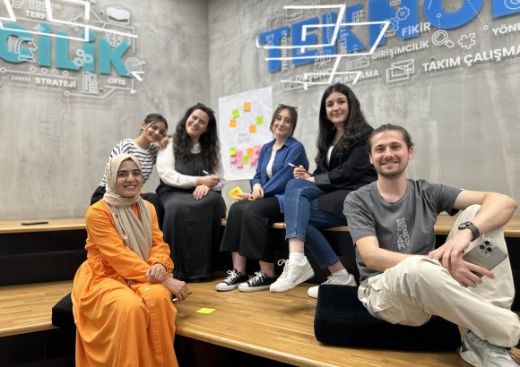 Öğretmen Adayı Akademisi